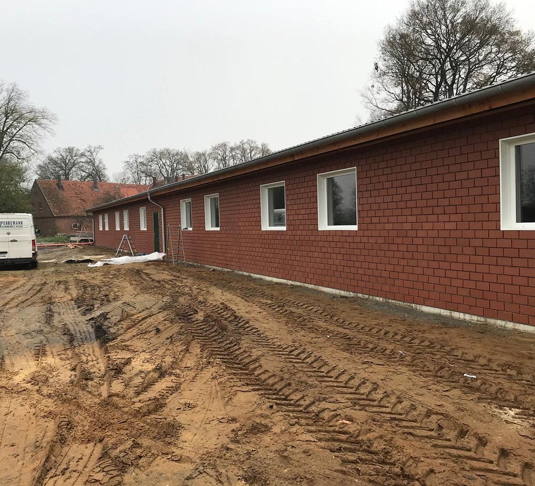 Neubau eines Maststalls